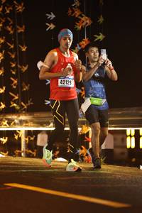 BIB: 42129
                            <button type="button" onclick="openModal(16131817)" class="btn btn-primary btn-sm float-right btn-popup" data-toggle="modal" data-target=".modal-high-quality">
                        <i class="fas fa-shopping-cart"></i> Add to Cart
                    </button>
                                            <button type="button" onclick="isThisMe(16131817, true)" class="btn btn-success btn-sm float-right btn-popup btn-isme hidden" data-toggle="tooltip" data-placement="bottom" title="นี่คือรูปของคุณใช่ไหม คลิกที่นี่เพื่อเอาเข้าอัลบั้ม">
                        <i class="fas fa-plus"></i> Add to album
                    </button>
                    <button type="button" onclick="isThisMe(16131817, false)" class="btn btn-warning btn-sm float-right btn-popup btn-isnotme hidden">
                        <i class="fas fa-ban"></i> Remove from album
                    </button>