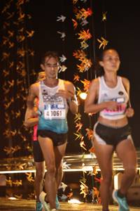 BIB: 061
                            <button type="button" onclick="openModal(16113052)" class="btn btn-primary btn-sm float-right btn-popup" data-toggle="modal" data-target=".modal-high-quality">
                        <i class="fas fa-shopping-cart"></i> Add to Cart
                    </button>
                                            <button type="button" onclick="isThisMe(16113052, true)" class="btn btn-success btn-sm float-right btn-popup btn-isme hidden" data-toggle="tooltip" data-placement="bottom" title="นี่คือรูปของคุณใช่ไหม คลิกที่นี่เพื่อเอาเข้าอัลบั้ม">
                        <i class="fas fa-plus"></i> Add to album
                    </button>
                    <button type="button" onclick="isThisMe(16113052, false)" class="btn btn-warning btn-sm float-right btn-popup btn-isnotme hidden">
                        <i class="fas fa-ban"></i> Remove from album
                    </button>