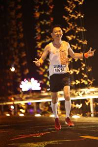 BIB: 40754
                            <button type="button" onclick="openModal(16115266)" class="btn btn-primary btn-sm float-right btn-popup" data-toggle="modal" data-target=".modal-high-quality">
                        <i class="fas fa-shopping-cart"></i> Add to Cart
                    </button>
                                            <button type="button" onclick="isThisMe(16115266, true)" class="btn btn-success btn-sm float-right btn-popup btn-isme hidden" data-toggle="tooltip" data-placement="bottom" title="นี่คือรูปของคุณใช่ไหม คลิกที่นี่เพื่อเอาเข้าอัลบั้ม">
                        <i class="fas fa-plus"></i> Add to album
                    </button>
                    <button type="button" onclick="isThisMe(16115266, false)" class="btn btn-warning btn-sm float-right btn-popup btn-isnotme hidden">
                        <i class="fas fa-ban"></i> Remove from album
                    </button>