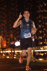 BIB: 43358
                            <button type="button" onclick="openModal(16121447)" class="btn btn-primary btn-sm float-right btn-popup" data-toggle="modal" data-target=".modal-high-quality">
                        <i class="fas fa-shopping-cart"></i> Add to Cart
                    </button>
                                            <button type="button" onclick="isThisMe(16121447, true)" class="btn btn-success btn-sm float-right btn-popup btn-isme hidden" data-toggle="tooltip" data-placement="bottom" title="นี่คือรูปของคุณใช่ไหม คลิกที่นี่เพื่อเอาเข้าอัลบั้ม">
                        <i class="fas fa-plus"></i> Add to album
                    </button>
                    <button type="button" onclick="isThisMe(16121447, false)" class="btn btn-warning btn-sm float-right btn-popup btn-isnotme hidden">
                        <i class="fas fa-ban"></i> Remove from album
                    </button>