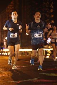 BIB: 40903, 42592
                            <button type="button" onclick="openModal(16130039)" class="btn btn-primary btn-sm float-right btn-popup" data-toggle="modal" data-target=".modal-high-quality">
                        <i class="fas fa-shopping-cart"></i> Add to Cart
                    </button>
                                            <button type="button" onclick="isThisMe(16130039, true)" class="btn btn-success btn-sm float-right btn-popup btn-isme hidden" data-toggle="tooltip" data-placement="bottom" title="นี่คือรูปของคุณใช่ไหม คลิกที่นี่เพื่อเอาเข้าอัลบั้ม">
                        <i class="fas fa-plus"></i> Add to album
                    </button>
                    <button type="button" onclick="isThisMe(16130039, false)" class="btn btn-warning btn-sm float-right btn-popup btn-isnotme hidden">
                        <i class="fas fa-ban"></i> Remove from album
                    </button>