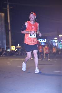 BIB: 24210
                            <button type="button" onclick="openModal(16263406)" class="btn btn-primary btn-sm float-right btn-popup" data-toggle="modal" data-target=".modal-high-quality">
                        <i class="fas fa-shopping-cart"></i> Add to Cart
                    </button>
                                            <button type="button" onclick="isThisMe(16263406, true)" class="btn btn-success btn-sm float-right btn-popup btn-isme hidden" data-toggle="tooltip" data-placement="bottom" title="นี่คือรูปของคุณใช่ไหม คลิกที่นี่เพื่อเอาเข้าอัลบั้ม">
                        <i class="fas fa-plus"></i> Add to album
                    </button>
                    <button type="button" onclick="isThisMe(16263406, false)" class="btn btn-warning btn-sm float-right btn-popup btn-isnotme hidden">
                        <i class="fas fa-ban"></i> Remove from album
                    </button>