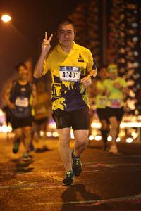 BIB: 4040
                            <button type="button" onclick="openModal(16131169)" class="btn btn-primary btn-sm float-right btn-popup" data-toggle="modal" data-target=".modal-high-quality">
                        <i class="fas fa-shopping-cart"></i> Add to Cart
                    </button>
                                            <button type="button" onclick="isThisMe(16131169, true)" class="btn btn-success btn-sm float-right btn-popup btn-isme hidden" data-toggle="tooltip" data-placement="bottom" title="นี่คือรูปของคุณใช่ไหม คลิกที่นี่เพื่อเอาเข้าอัลบั้ม">
                        <i class="fas fa-plus"></i> Add to album
                    </button>
                    <button type="button" onclick="isThisMe(16131169, false)" class="btn btn-warning btn-sm float-right btn-popup btn-isnotme hidden">
                        <i class="fas fa-ban"></i> Remove from album
                    </button>