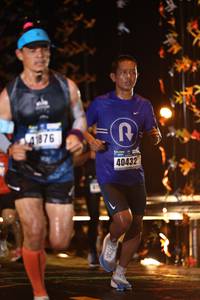 BIB: 1376, 40432
                            <button type="button" onclick="openModal(16113197)" class="btn btn-primary btn-sm float-right btn-popup" data-toggle="modal" data-target=".modal-high-quality">
                        <i class="fas fa-shopping-cart"></i> Add to Cart
                    </button>
                                            <button type="button" onclick="isThisMe(16113197, true)" class="btn btn-success btn-sm float-right btn-popup btn-isme hidden" data-toggle="tooltip" data-placement="bottom" title="นี่คือรูปของคุณใช่ไหม คลิกที่นี่เพื่อเอาเข้าอัลบั้ม">
                        <i class="fas fa-plus"></i> Add to album
                    </button>
                    <button type="button" onclick="isThisMe(16113197, false)" class="btn btn-warning btn-sm float-right btn-popup btn-isnotme hidden">
                        <i class="fas fa-ban"></i> Remove from album
                    </button>