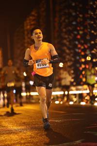 BIB: 40100
                            <button type="button" onclick="openModal(16120446)" class="btn btn-primary btn-sm float-right btn-popup" data-toggle="modal" data-target=".modal-high-quality">
                        <i class="fas fa-shopping-cart"></i> Add to Cart
                    </button>
                                            <button type="button" onclick="isThisMe(16120446, true)" class="btn btn-success btn-sm float-right btn-popup btn-isme hidden" data-toggle="tooltip" data-placement="bottom" title="นี่คือรูปของคุณใช่ไหม คลิกที่นี่เพื่อเอาเข้าอัลบั้ม">
                        <i class="fas fa-plus"></i> Add to album
                    </button>
                    <button type="button" onclick="isThisMe(16120446, false)" class="btn btn-warning btn-sm float-right btn-popup btn-isnotme hidden">
                        <i class="fas fa-ban"></i> Remove from album
                    </button>