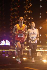 BIB: 42572, 40177
                            <button type="button" onclick="openModal(16112318)" class="btn btn-primary btn-sm float-right btn-popup" data-toggle="modal" data-target=".modal-high-quality">
                        <i class="fas fa-shopping-cart"></i> Add to Cart
                    </button>
                                            <button type="button" onclick="isThisMe(16112318, true)" class="btn btn-success btn-sm float-right btn-popup btn-isme hidden" data-toggle="tooltip" data-placement="bottom" title="นี่คือรูปของคุณใช่ไหม คลิกที่นี่เพื่อเอาเข้าอัลบั้ม">
                        <i class="fas fa-plus"></i> Add to album
                    </button>
                    <button type="button" onclick="isThisMe(16112318, false)" class="btn btn-warning btn-sm float-right btn-popup btn-isnotme hidden">
                        <i class="fas fa-ban"></i> Remove from album
                    </button>