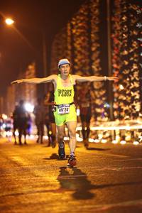 BIB: 40124
                            <button type="button" onclick="openModal(16120177)" class="btn btn-primary btn-sm float-right btn-popup" data-toggle="modal" data-target=".modal-high-quality">
                        <i class="fas fa-shopping-cart"></i> Add to Cart
                    </button>
                                            <button type="button" onclick="isThisMe(16120177, true)" class="btn btn-success btn-sm float-right btn-popup btn-isme hidden" data-toggle="tooltip" data-placement="bottom" title="นี่คือรูปของคุณใช่ไหม คลิกที่นี่เพื่อเอาเข้าอัลบั้ม">
                        <i class="fas fa-plus"></i> Add to album
                    </button>
                    <button type="button" onclick="isThisMe(16120177, false)" class="btn btn-warning btn-sm float-right btn-popup btn-isnotme hidden">
                        <i class="fas fa-ban"></i> Remove from album
                    </button>