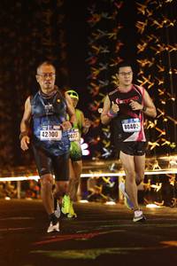 BIB: 42000, 80402
                            <button type="button" onclick="openModal(16121828)" class="btn btn-primary btn-sm float-right btn-popup" data-toggle="modal" data-target=".modal-high-quality">
                        <i class="fas fa-shopping-cart"></i> Add to Cart
                    </button>
                                            <button type="button" onclick="isThisMe(16121828, true)" class="btn btn-success btn-sm float-right btn-popup btn-isme hidden" data-toggle="tooltip" data-placement="bottom" title="นี่คือรูปของคุณใช่ไหม คลิกที่นี่เพื่อเอาเข้าอัลบั้ม">
                        <i class="fas fa-plus"></i> Add to album
                    </button>
                    <button type="button" onclick="isThisMe(16121828, false)" class="btn btn-warning btn-sm float-right btn-popup btn-isnotme hidden">
                        <i class="fas fa-ban"></i> Remove from album
                    </button>