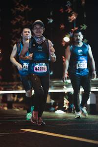 BIB: 44209, 42305
                            <button type="button" onclick="openModal(18298384)" class="btn btn-primary btn-sm float-right btn-popup" data-toggle="modal" data-target=".modal-high-quality">
                        <i class="fas fa-shopping-cart"></i> Add to Cart
                    </button>
                                            <button type="button" onclick="isThisMe(18298384, true)" class="btn btn-success btn-sm float-right btn-popup btn-isme hidden" data-toggle="tooltip" data-placement="bottom" title="นี่คือรูปของคุณใช่ไหม คลิกที่นี่เพื่อเอาเข้าอัลบั้ม">
                        <i class="fas fa-plus"></i> Add to album
                    </button>
                    <button type="button" onclick="isThisMe(18298384, false)" class="btn btn-warning btn-sm float-right btn-popup btn-isnotme hidden">
                        <i class="fas fa-ban"></i> Remove from album
                    </button>