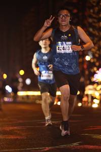 BIB: 42403
                            <button type="button" onclick="openModal(16137896)" class="btn btn-primary btn-sm float-right btn-popup" data-toggle="modal" data-target=".modal-high-quality">
                        <i class="fas fa-shopping-cart"></i> Add to Cart
                    </button>
                                            <button type="button" onclick="isThisMe(16137896, true)" class="btn btn-success btn-sm float-right btn-popup btn-isme hidden" data-toggle="tooltip" data-placement="bottom" title="นี่คือรูปของคุณใช่ไหม คลิกที่นี่เพื่อเอาเข้าอัลบั้ม">
                        <i class="fas fa-plus"></i> Add to album
                    </button>
                    <button type="button" onclick="isThisMe(16137896, false)" class="btn btn-warning btn-sm float-right btn-popup btn-isnotme hidden">
                        <i class="fas fa-ban"></i> Remove from album
                    </button>