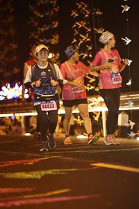 BIB: 4424, 446, 44433
                            <button type="button" onclick="openModal(16199033)" class="btn btn-primary btn-sm float-right btn-popup" data-toggle="modal" data-target=".modal-high-quality">
                        <i class="fas fa-shopping-cart"></i> Add to Cart
                    </button>
                                            <button type="button" onclick="isThisMe(16199033, true)" class="btn btn-success btn-sm float-right btn-popup btn-isme hidden" data-toggle="tooltip" data-placement="bottom" title="นี่คือรูปของคุณใช่ไหม คลิกที่นี่เพื่อเอาเข้าอัลบั้ม">
                        <i class="fas fa-plus"></i> Add to album
                    </button>
                    <button type="button" onclick="isThisMe(16199033, false)" class="btn btn-warning btn-sm float-right btn-popup btn-isnotme hidden">
                        <i class="fas fa-ban"></i> Remove from album
                    </button>