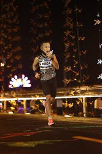 BIB: 40034
                            <button type="button" onclick="openModal(16119791)" class="btn btn-primary btn-sm float-right btn-popup" data-toggle="modal" data-target=".modal-high-quality">
                        <i class="fas fa-shopping-cart"></i> Add to Cart
                    </button>
                                            <button type="button" onclick="isThisMe(16119791, true)" class="btn btn-success btn-sm float-right btn-popup btn-isme hidden" data-toggle="tooltip" data-placement="bottom" title="นี่คือรูปของคุณใช่ไหม คลิกที่นี่เพื่อเอาเข้าอัลบั้ม">
                        <i class="fas fa-plus"></i> Add to album
                    </button>
                    <button type="button" onclick="isThisMe(16119791, false)" class="btn btn-warning btn-sm float-right btn-popup btn-isnotme hidden">
                        <i class="fas fa-ban"></i> Remove from album
                    </button>