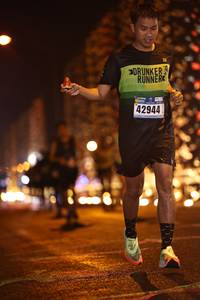 BIB: 42944
                            <button type="button" onclick="openModal(16122685)" class="btn btn-primary btn-sm float-right btn-popup" data-toggle="modal" data-target=".modal-high-quality">
                        <i class="fas fa-shopping-cart"></i> Add to Cart
                    </button>
                                            <button type="button" onclick="isThisMe(16122685, true)" class="btn btn-success btn-sm float-right btn-popup btn-isme hidden" data-toggle="tooltip" data-placement="bottom" title="นี่คือรูปของคุณใช่ไหม คลิกที่นี่เพื่อเอาเข้าอัลบั้ม">
                        <i class="fas fa-plus"></i> Add to album
                    </button>
                    <button type="button" onclick="isThisMe(16122685, false)" class="btn btn-warning btn-sm float-right btn-popup btn-isnotme hidden">
                        <i class="fas fa-ban"></i> Remove from album
                    </button>