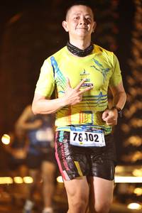 BIB: 402
                            <button type="button" onclick="openModal(16138494)" class="btn btn-primary btn-sm float-right btn-popup" data-toggle="modal" data-target=".modal-high-quality">
                        <i class="fas fa-shopping-cart"></i> Add to Cart
                    </button>
                                            <button type="button" onclick="isThisMe(16138494, true)" class="btn btn-success btn-sm float-right btn-popup btn-isme hidden" data-toggle="tooltip" data-placement="bottom" title="นี่คือรูปของคุณใช่ไหม คลิกที่นี่เพื่อเอาเข้าอัลบั้ม">
                        <i class="fas fa-plus"></i> Add to album
                    </button>
                    <button type="button" onclick="isThisMe(16138494, false)" class="btn btn-warning btn-sm float-right btn-popup btn-isnotme hidden">
                        <i class="fas fa-ban"></i> Remove from album
                    </button>