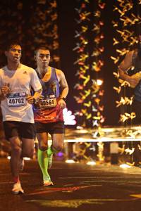 BIB: 40762, 0564
                            <button type="button" onclick="openModal(16114713)" class="btn btn-primary btn-sm float-right btn-popup" data-toggle="modal" data-target=".modal-high-quality">
                        <i class="fas fa-shopping-cart"></i> Add to Cart
                    </button>
                                            <button type="button" onclick="isThisMe(16114713, true)" class="btn btn-success btn-sm float-right btn-popup btn-isme hidden" data-toggle="tooltip" data-placement="bottom" title="นี่คือรูปของคุณใช่ไหม คลิกที่นี่เพื่อเอาเข้าอัลบั้ม">
                        <i class="fas fa-plus"></i> Add to album
                    </button>
                    <button type="button" onclick="isThisMe(16114713, false)" class="btn btn-warning btn-sm float-right btn-popup btn-isnotme hidden">
                        <i class="fas fa-ban"></i> Remove from album
                    </button>