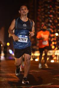 BIB: 42924
                            <button type="button" onclick="openModal(16128888)" class="btn btn-primary btn-sm float-right btn-popup" data-toggle="modal" data-target=".modal-high-quality">
                        <i class="fas fa-shopping-cart"></i> Add to Cart
                    </button>
                                            <button type="button" onclick="isThisMe(16128888, true)" class="btn btn-success btn-sm float-right btn-popup btn-isme hidden" data-toggle="tooltip" data-placement="bottom" title="นี่คือรูปของคุณใช่ไหม คลิกที่นี่เพื่อเอาเข้าอัลบั้ม">
                        <i class="fas fa-plus"></i> Add to album
                    </button>
                    <button type="button" onclick="isThisMe(16128888, false)" class="btn btn-warning btn-sm float-right btn-popup btn-isnotme hidden">
                        <i class="fas fa-ban"></i> Remove from album
                    </button>