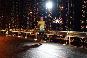 BIB: 4001
                            <button type="button" onclick="openModal(16134575)" class="btn btn-primary btn-sm float-right btn-popup" data-toggle="modal" data-target=".modal-high-quality">
                        <i class="fas fa-shopping-cart"></i> Add to Cart
                    </button>
                                            <button type="button" onclick="isThisMe(16134575, true)" class="btn btn-success btn-sm float-right btn-popup btn-isme hidden" data-toggle="tooltip" data-placement="bottom" title="นี่คือรูปของคุณใช่ไหม คลิกที่นี่เพื่อเอาเข้าอัลบั้ม">
                        <i class="fas fa-plus"></i> Add to album
                    </button>
                    <button type="button" onclick="isThisMe(16134575, false)" class="btn btn-warning btn-sm float-right btn-popup btn-isnotme hidden">
                        <i class="fas fa-ban"></i> Remove from album
                    </button>