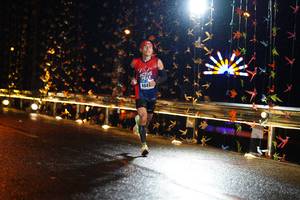 BIB: 4041
                            <button type="button" onclick="openModal(16096511)" class="btn btn-primary btn-sm float-right btn-popup" data-toggle="modal" data-target=".modal-high-quality">
                        <i class="fas fa-shopping-cart"></i> Add to Cart
                    </button>
                                            <button type="button" onclick="isThisMe(16096511, true)" class="btn btn-success btn-sm float-right btn-popup btn-isme hidden" data-toggle="tooltip" data-placement="bottom" title="นี่คือรูปของคุณใช่ไหม คลิกที่นี่เพื่อเอาเข้าอัลบั้ม">
                        <i class="fas fa-plus"></i> Add to album
                    </button>
                    <button type="button" onclick="isThisMe(16096511, false)" class="btn btn-warning btn-sm float-right btn-popup btn-isnotme hidden">
                        <i class="fas fa-ban"></i> Remove from album
                    </button>