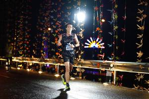 BIB: 422
                            <button type="button" onclick="openModal(16134695)" class="btn btn-primary btn-sm float-right btn-popup" data-toggle="modal" data-target=".modal-high-quality">
                        <i class="fas fa-shopping-cart"></i> Add to Cart
                    </button>
                                            <button type="button" onclick="isThisMe(16134695, true)" class="btn btn-success btn-sm float-right btn-popup btn-isme hidden" data-toggle="tooltip" data-placement="bottom" title="นี่คือรูปของคุณใช่ไหม คลิกที่นี่เพื่อเอาเข้าอัลบั้ม">
                        <i class="fas fa-plus"></i> Add to album
                    </button>
                    <button type="button" onclick="isThisMe(16134695, false)" class="btn btn-warning btn-sm float-right btn-popup btn-isnotme hidden">
                        <i class="fas fa-ban"></i> Remove from album
                    </button>