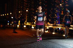 BIB: 42015
                            <button type="button" onclick="openModal(16546831)" class="btn btn-primary btn-sm float-right btn-popup" data-toggle="modal" data-target=".modal-high-quality">
                        <i class="fas fa-shopping-cart"></i> Add to Cart
                    </button>
                                            <button type="button" onclick="isThisMe(16546831, true)" class="btn btn-success btn-sm float-right btn-popup btn-isme hidden" data-toggle="tooltip" data-placement="bottom" title="นี่คือรูปของคุณใช่ไหม คลิกที่นี่เพื่อเอาเข้าอัลบั้ม">
                        <i class="fas fa-plus"></i> Add to album
                    </button>
                    <button type="button" onclick="isThisMe(16546831, false)" class="btn btn-warning btn-sm float-right btn-popup btn-isnotme hidden">
                        <i class="fas fa-ban"></i> Remove from album
                    </button>