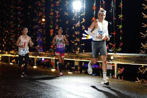 BIB: 414
                            <button type="button" onclick="openModal(16099066)" class="btn btn-primary btn-sm float-right btn-popup" data-toggle="modal" data-target=".modal-high-quality">
                        <i class="fas fa-shopping-cart"></i> Add to Cart
                    </button>
                                            <button type="button" onclick="isThisMe(16099066, true)" class="btn btn-success btn-sm float-right btn-popup btn-isme hidden" data-toggle="tooltip" data-placement="bottom" title="นี่คือรูปของคุณใช่ไหม คลิกที่นี่เพื่อเอาเข้าอัลบั้ม">
                        <i class="fas fa-plus"></i> Add to album
                    </button>
                    <button type="button" onclick="isThisMe(16099066, false)" class="btn btn-warning btn-sm float-right btn-popup btn-isnotme hidden">
                        <i class="fas fa-ban"></i> Remove from album
                    </button>