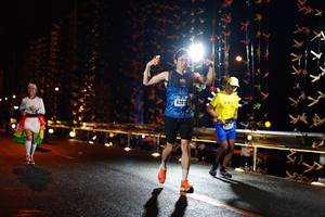 BIB: 4201
                            <button type="button" onclick="openModal(16259393)" class="btn btn-primary btn-sm float-right btn-popup" data-toggle="modal" data-target=".modal-high-quality">
                        <i class="fas fa-shopping-cart"></i> Add to Cart
                    </button>
                                            <button type="button" onclick="isThisMe(16259393, true)" class="btn btn-success btn-sm float-right btn-popup btn-isme hidden" data-toggle="tooltip" data-placement="bottom" title="นี่คือรูปของคุณใช่ไหม คลิกที่นี่เพื่อเอาเข้าอัลบั้ม">
                        <i class="fas fa-plus"></i> Add to album
                    </button>
                    <button type="button" onclick="isThisMe(16259393, false)" class="btn btn-warning btn-sm float-right btn-popup btn-isnotme hidden">
                        <i class="fas fa-ban"></i> Remove from album
                    </button>