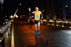 BIB: 40105
                            <button type="button" onclick="openModal(16172366)" class="btn btn-primary btn-sm float-right btn-popup" data-toggle="modal" data-target=".modal-high-quality">
                        <i class="fas fa-shopping-cart"></i> Add to Cart
                    </button>
                                            <button type="button" onclick="isThisMe(16172366, true)" class="btn btn-success btn-sm float-right btn-popup btn-isme hidden" data-toggle="tooltip" data-placement="bottom" title="นี่คือรูปของคุณใช่ไหม คลิกที่นี่เพื่อเอาเข้าอัลบั้ม">
                        <i class="fas fa-plus"></i> Add to album
                    </button>
                    <button type="button" onclick="isThisMe(16172366, false)" class="btn btn-warning btn-sm float-right btn-popup btn-isnotme hidden">
                        <i class="fas fa-ban"></i> Remove from album
                    </button>