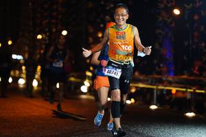 BIB: 100
                            <button type="button" onclick="openModal(16714896)" class="btn btn-primary btn-sm float-right btn-popup" data-toggle="modal" data-target=".modal-high-quality">
                        <i class="fas fa-shopping-cart"></i> Add to Cart
                    </button>
                                            <button type="button" onclick="isThisMe(16714896, true)" class="btn btn-success btn-sm float-right btn-popup btn-isme hidden" data-toggle="tooltip" data-placement="bottom" title="นี่คือรูปของคุณใช่ไหม คลิกที่นี่เพื่อเอาเข้าอัลบั้ม">
                        <i class="fas fa-plus"></i> Add to album
                    </button>
                    <button type="button" onclick="isThisMe(16714896, false)" class="btn btn-warning btn-sm float-right btn-popup btn-isnotme hidden">
                        <i class="fas fa-ban"></i> Remove from album
                    </button>