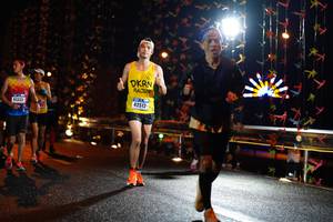 BIB: 42512, 41333
                            <button type="button" onclick="openModal(16247302)" class="btn btn-primary btn-sm float-right btn-popup" data-toggle="modal" data-target=".modal-high-quality">
                        <i class="fas fa-shopping-cart"></i> Add to Cart
                    </button>
                                            <button type="button" onclick="isThisMe(16247302, true)" class="btn btn-success btn-sm float-right btn-popup btn-isme hidden" data-toggle="tooltip" data-placement="bottom" title="นี่คือรูปของคุณใช่ไหม คลิกที่นี่เพื่อเอาเข้าอัลบั้ม">
                        <i class="fas fa-plus"></i> Add to album
                    </button>
                    <button type="button" onclick="isThisMe(16247302, false)" class="btn btn-warning btn-sm float-right btn-popup btn-isnotme hidden">
                        <i class="fas fa-ban"></i> Remove from album
                    </button>