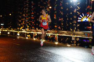 BIB: 42572
                            <button type="button" onclick="openModal(16109142)" class="btn btn-primary btn-sm float-right btn-popup" data-toggle="modal" data-target=".modal-high-quality">
                        <i class="fas fa-shopping-cart"></i> Add to Cart
                    </button>
                                            <button type="button" onclick="isThisMe(16109142, true)" class="btn btn-success btn-sm float-right btn-popup btn-isme hidden" data-toggle="tooltip" data-placement="bottom" title="นี่คือรูปของคุณใช่ไหม คลิกที่นี่เพื่อเอาเข้าอัลบั้ม">
                        <i class="fas fa-plus"></i> Add to album
                    </button>
                    <button type="button" onclick="isThisMe(16109142, false)" class="btn btn-warning btn-sm float-right btn-popup btn-isnotme hidden">
                        <i class="fas fa-ban"></i> Remove from album
                    </button>