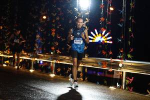 BIB: 40940
                            <button type="button" onclick="openModal(16118691)" class="btn btn-primary btn-sm float-right btn-popup" data-toggle="modal" data-target=".modal-high-quality">
                        <i class="fas fa-shopping-cart"></i> Add to Cart
                    </button>
                                            <button type="button" onclick="isThisMe(16118691, true)" class="btn btn-success btn-sm float-right btn-popup btn-isme hidden" data-toggle="tooltip" data-placement="bottom" title="นี่คือรูปของคุณใช่ไหม คลิกที่นี่เพื่อเอาเข้าอัลบั้ม">
                        <i class="fas fa-plus"></i> Add to album
                    </button>
                    <button type="button" onclick="isThisMe(16118691, false)" class="btn btn-warning btn-sm float-right btn-popup btn-isnotme hidden">
                        <i class="fas fa-ban"></i> Remove from album
                    </button>