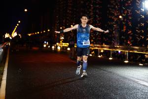 BIB: 40113
                            <button type="button" onclick="openModal(16635659)" class="btn btn-primary btn-sm float-right btn-popup" data-toggle="modal" data-target=".modal-high-quality">
                        <i class="fas fa-shopping-cart"></i> Add to Cart
                    </button>
                                            <button type="button" onclick="isThisMe(16635659, true)" class="btn btn-success btn-sm float-right btn-popup btn-isme hidden" data-toggle="tooltip" data-placement="bottom" title="นี่คือรูปของคุณใช่ไหม คลิกที่นี่เพื่อเอาเข้าอัลบั้ม">
                        <i class="fas fa-plus"></i> Add to album
                    </button>
                    <button type="button" onclick="isThisMe(16635659, false)" class="btn btn-warning btn-sm float-right btn-popup btn-isnotme hidden">
                        <i class="fas fa-ban"></i> Remove from album
                    </button>