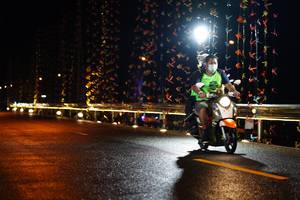 BIB: 
                            <button type="button" onclick="openModal(16090939)" class="btn btn-primary btn-sm float-right btn-popup" data-toggle="modal" data-target=".modal-high-quality">
                        <i class="fas fa-shopping-cart"></i> Add to Cart
                    </button>
                                            <button type="button" onclick="isThisMe(16090939, true)" class="btn btn-success btn-sm float-right btn-popup btn-isme hidden" data-toggle="tooltip" data-placement="bottom" title="นี่คือรูปของคุณใช่ไหม คลิกที่นี่เพื่อเอาเข้าอัลบั้ม">
                        <i class="fas fa-plus"></i> Add to album
                    </button>
                    <button type="button" onclick="isThisMe(16090939, false)" class="btn btn-warning btn-sm float-right btn-popup btn-isnotme hidden">
                        <i class="fas fa-ban"></i> Remove from album
                    </button>