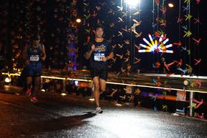 BIB: 1285, 41722
                            <button type="button" onclick="openModal(16121189)" class="btn btn-primary btn-sm float-right btn-popup" data-toggle="modal" data-target=".modal-high-quality">
                        <i class="fas fa-shopping-cart"></i> Add to Cart
                    </button>
                                            <button type="button" onclick="isThisMe(16121189, true)" class="btn btn-success btn-sm float-right btn-popup btn-isme hidden" data-toggle="tooltip" data-placement="bottom" title="นี่คือรูปของคุณใช่ไหม คลิกที่นี่เพื่อเอาเข้าอัลบั้ม">
                        <i class="fas fa-plus"></i> Add to album
                    </button>
                    <button type="button" onclick="isThisMe(16121189, false)" class="btn btn-warning btn-sm float-right btn-popup btn-isnotme hidden">
                        <i class="fas fa-ban"></i> Remove from album
                    </button>