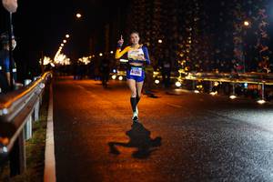 BIB: 4125
                            <button type="button" onclick="openModal(16232224)" class="btn btn-primary btn-sm float-right btn-popup" data-toggle="modal" data-target=".modal-high-quality">
                        <i class="fas fa-shopping-cart"></i> Add to Cart
                    </button>
                                            <button type="button" onclick="isThisMe(16232224, true)" class="btn btn-success btn-sm float-right btn-popup btn-isme hidden" data-toggle="tooltip" data-placement="bottom" title="นี่คือรูปของคุณใช่ไหม คลิกที่นี่เพื่อเอาเข้าอัลบั้ม">
                        <i class="fas fa-plus"></i> Add to album
                    </button>
                    <button type="button" onclick="isThisMe(16232224, false)" class="btn btn-warning btn-sm float-right btn-popup btn-isnotme hidden">
                        <i class="fas fa-ban"></i> Remove from album
                    </button>