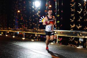 BIB: 4118
                            <button type="button" onclick="openModal(16133632)" class="btn btn-primary btn-sm float-right btn-popup" data-toggle="modal" data-target=".modal-high-quality">
                        <i class="fas fa-shopping-cart"></i> Add to Cart
                    </button>
                                            <button type="button" onclick="isThisMe(16133632, true)" class="btn btn-success btn-sm float-right btn-popup btn-isme hidden" data-toggle="tooltip" data-placement="bottom" title="นี่คือรูปของคุณใช่ไหม คลิกที่นี่เพื่อเอาเข้าอัลบั้ม">
                        <i class="fas fa-plus"></i> Add to album
                    </button>
                    <button type="button" onclick="isThisMe(16133632, false)" class="btn btn-warning btn-sm float-right btn-popup btn-isnotme hidden">
                        <i class="fas fa-ban"></i> Remove from album
                    </button>