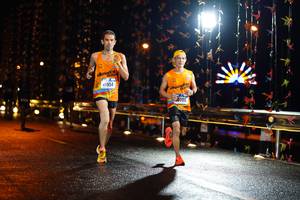 BIB: 41954, 0386
                            <button type="button" onclick="openModal(16146319)" class="btn btn-primary btn-sm float-right btn-popup" data-toggle="modal" data-target=".modal-high-quality">
                        <i class="fas fa-shopping-cart"></i> Add to Cart
                    </button>
                                            <button type="button" onclick="isThisMe(16146319, true)" class="btn btn-success btn-sm float-right btn-popup btn-isme hidden" data-toggle="tooltip" data-placement="bottom" title="นี่คือรูปของคุณใช่ไหม คลิกที่นี่เพื่อเอาเข้าอัลบั้ม">
                        <i class="fas fa-plus"></i> Add to album
                    </button>
                    <button type="button" onclick="isThisMe(16146319, false)" class="btn btn-warning btn-sm float-right btn-popup btn-isnotme hidden">
                        <i class="fas fa-ban"></i> Remove from album
                    </button>