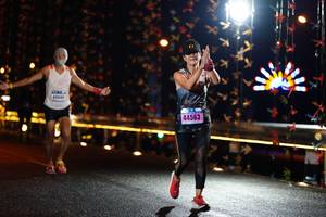 BIB: 400, 44563
                            <button type="button" onclick="openModal(16576812)" class="btn btn-primary btn-sm float-right btn-popup" data-toggle="modal" data-target=".modal-high-quality">
                        <i class="fas fa-shopping-cart"></i> Add to Cart
                    </button>
                                            <button type="button" onclick="isThisMe(16576812, true)" class="btn btn-success btn-sm float-right btn-popup btn-isme hidden" data-toggle="tooltip" data-placement="bottom" title="นี่คือรูปของคุณใช่ไหม คลิกที่นี่เพื่อเอาเข้าอัลบั้ม">
                        <i class="fas fa-plus"></i> Add to album
                    </button>
                    <button type="button" onclick="isThisMe(16576812, false)" class="btn btn-warning btn-sm float-right btn-popup btn-isnotme hidden">
                        <i class="fas fa-ban"></i> Remove from album
                    </button>