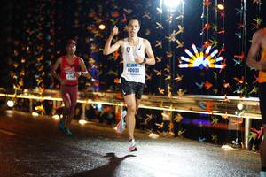 BIB: 40050
                            <button type="button" onclick="openModal(16105681)" class="btn btn-primary btn-sm float-right btn-popup" data-toggle="modal" data-target=".modal-high-quality">
                        <i class="fas fa-shopping-cart"></i> Add to Cart
                    </button>
                                            <button type="button" onclick="isThisMe(16105681, true)" class="btn btn-success btn-sm float-right btn-popup btn-isme hidden" data-toggle="tooltip" data-placement="bottom" title="นี่คือรูปของคุณใช่ไหม คลิกที่นี่เพื่อเอาเข้าอัลบั้ม">
                        <i class="fas fa-plus"></i> Add to album
                    </button>
                    <button type="button" onclick="isThisMe(16105681, false)" class="btn btn-warning btn-sm float-right btn-popup btn-isnotme hidden">
                        <i class="fas fa-ban"></i> Remove from album
                    </button>