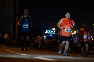 BIB: 40698, 24171, 22941
                            <button type="button" onclick="openModal(16860589)" class="btn btn-primary btn-sm float-right btn-popup" data-toggle="modal" data-target=".modal-high-quality">
                        <i class="fas fa-shopping-cart"></i> Add to Cart
                    </button>
                                            <button type="button" onclick="isThisMe(16860589, true)" class="btn btn-success btn-sm float-right btn-popup btn-isme hidden" data-toggle="tooltip" data-placement="bottom" title="นี่คือรูปของคุณใช่ไหม คลิกที่นี่เพื่อเอาเข้าอัลบั้ม">
                        <i class="fas fa-plus"></i> Add to album
                    </button>
                    <button type="button" onclick="isThisMe(16860589, false)" class="btn btn-warning btn-sm float-right btn-popup btn-isnotme hidden">
                        <i class="fas fa-ban"></i> Remove from album
                    </button>