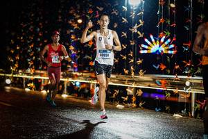 BIB: 40050
                            <button type="button" onclick="openModal(17910943)" class="btn btn-primary btn-sm float-right btn-popup" data-toggle="modal" data-target=".modal-high-quality">
                        <i class="fas fa-shopping-cart"></i> Add to Cart
                    </button>
                                            <button type="button" onclick="isThisMe(17910943, true)" class="btn btn-success btn-sm float-right btn-popup btn-isme hidden" data-toggle="tooltip" data-placement="bottom" title="นี่คือรูปของคุณใช่ไหม คลิกที่นี่เพื่อเอาเข้าอัลบั้ม">
                        <i class="fas fa-plus"></i> Add to album
                    </button>
                    <button type="button" onclick="isThisMe(17910943, false)" class="btn btn-warning btn-sm float-right btn-popup btn-isnotme hidden">
                        <i class="fas fa-ban"></i> Remove from album
                    </button>