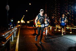 BIB: 422
                            <button type="button" onclick="openModal(17925593)" class="btn btn-primary btn-sm float-right btn-popup" data-toggle="modal" data-target=".modal-high-quality">
                        <i class="fas fa-shopping-cart"></i> Add to Cart
                    </button>
                                            <button type="button" onclick="isThisMe(17925593, true)" class="btn btn-success btn-sm float-right btn-popup btn-isme hidden" data-toggle="tooltip" data-placement="bottom" title="นี่คือรูปของคุณใช่ไหม คลิกที่นี่เพื่อเอาเข้าอัลบั้ม">
                        <i class="fas fa-plus"></i> Add to album
                    </button>
                    <button type="button" onclick="isThisMe(17925593, false)" class="btn btn-warning btn-sm float-right btn-popup btn-isnotme hidden">
                        <i class="fas fa-ban"></i> Remove from album
                    </button>