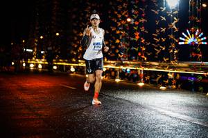 BIB: 41750
                            <button type="button" onclick="openModal(17918230)" class="btn btn-primary btn-sm float-right btn-popup" data-toggle="modal" data-target=".modal-high-quality">
                        <i class="fas fa-shopping-cart"></i> Add to Cart
                    </button>
                                            <button type="button" onclick="isThisMe(17918230, true)" class="btn btn-success btn-sm float-right btn-popup btn-isme hidden" data-toggle="tooltip" data-placement="bottom" title="นี่คือรูปของคุณใช่ไหม คลิกที่นี่เพื่อเอาเข้าอัลบั้ม">
                        <i class="fas fa-plus"></i> Add to album
                    </button>
                    <button type="button" onclick="isThisMe(17918230, false)" class="btn btn-warning btn-sm float-right btn-popup btn-isnotme hidden">
                        <i class="fas fa-ban"></i> Remove from album
                    </button>