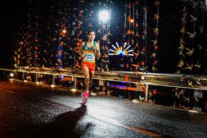 BIB: 4011
                            <button type="button" onclick="openModal(17905897)" class="btn btn-primary btn-sm float-right btn-popup" data-toggle="modal" data-target=".modal-high-quality">
                        <i class="fas fa-shopping-cart"></i> Add to Cart
                    </button>
                                            <button type="button" onclick="isThisMe(17905897, true)" class="btn btn-success btn-sm float-right btn-popup btn-isme hidden" data-toggle="tooltip" data-placement="bottom" title="นี่คือรูปของคุณใช่ไหม คลิกที่นี่เพื่อเอาเข้าอัลบั้ม">
                        <i class="fas fa-plus"></i> Add to album
                    </button>
                    <button type="button" onclick="isThisMe(17905897, false)" class="btn btn-warning btn-sm float-right btn-popup btn-isnotme hidden">
                        <i class="fas fa-ban"></i> Remove from album
                    </button>