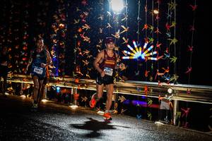 BIB: 0407, 40917
                            <button type="button" onclick="openModal(17911206)" class="btn btn-primary btn-sm float-right btn-popup" data-toggle="modal" data-target=".modal-high-quality">
                        <i class="fas fa-shopping-cart"></i> Add to Cart
                    </button>
                                            <button type="button" onclick="isThisMe(17911206, true)" class="btn btn-success btn-sm float-right btn-popup btn-isme hidden" data-toggle="tooltip" data-placement="bottom" title="นี่คือรูปของคุณใช่ไหม คลิกที่นี่เพื่อเอาเข้าอัลบั้ม">
                        <i class="fas fa-plus"></i> Add to album
                    </button>
                    <button type="button" onclick="isThisMe(17911206, false)" class="btn btn-warning btn-sm float-right btn-popup btn-isnotme hidden">
                        <i class="fas fa-ban"></i> Remove from album
                    </button>