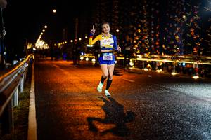 BIB: 1295
                            <button type="button" onclick="openModal(17920030)" class="btn btn-primary btn-sm float-right btn-popup" data-toggle="modal" data-target=".modal-high-quality">
                        <i class="fas fa-shopping-cart"></i> Add to Cart
                    </button>
                                            <button type="button" onclick="isThisMe(17920030, true)" class="btn btn-success btn-sm float-right btn-popup btn-isme hidden" data-toggle="tooltip" data-placement="bottom" title="นี่คือรูปของคุณใช่ไหม คลิกที่นี่เพื่อเอาเข้าอัลบั้ม">
                        <i class="fas fa-plus"></i> Add to album
                    </button>
                    <button type="button" onclick="isThisMe(17920030, false)" class="btn btn-warning btn-sm float-right btn-popup btn-isnotme hidden">
                        <i class="fas fa-ban"></i> Remove from album
                    </button>