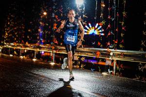 BIB: 41534
                            <button type="button" onclick="openModal(17906117)" class="btn btn-primary btn-sm float-right btn-popup" data-toggle="modal" data-target=".modal-high-quality">
                        <i class="fas fa-shopping-cart"></i> Add to Cart
                    </button>
                                            <button type="button" onclick="isThisMe(17906117, true)" class="btn btn-success btn-sm float-right btn-popup btn-isme hidden" data-toggle="tooltip" data-placement="bottom" title="นี่คือรูปของคุณใช่ไหม คลิกที่นี่เพื่อเอาเข้าอัลบั้ม">
                        <i class="fas fa-plus"></i> Add to album
                    </button>
                    <button type="button" onclick="isThisMe(17906117, false)" class="btn btn-warning btn-sm float-right btn-popup btn-isnotme hidden">
                        <i class="fas fa-ban"></i> Remove from album
                    </button>