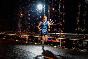 BIB: 40509
                            <button type="button" onclick="openModal(17914656)" class="btn btn-primary btn-sm float-right btn-popup" data-toggle="modal" data-target=".modal-high-quality">
                        <i class="fas fa-shopping-cart"></i> Add to Cart
                    </button>
                                            <button type="button" onclick="isThisMe(17914656, true)" class="btn btn-success btn-sm float-right btn-popup btn-isme hidden" data-toggle="tooltip" data-placement="bottom" title="นี่คือรูปของคุณใช่ไหม คลิกที่นี่เพื่อเอาเข้าอัลบั้ม">
                        <i class="fas fa-plus"></i> Add to album
                    </button>
                    <button type="button" onclick="isThisMe(17914656, false)" class="btn btn-warning btn-sm float-right btn-popup btn-isnotme hidden">
                        <i class="fas fa-ban"></i> Remove from album
                    </button>