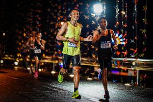 BIB: 43220, 40302
                            <button type="button" onclick="openModal(17906384)" class="btn btn-primary btn-sm float-right btn-popup" data-toggle="modal" data-target=".modal-high-quality">
                        <i class="fas fa-shopping-cart"></i> Add to Cart
                    </button>
                                            <button type="button" onclick="isThisMe(17906384, true)" class="btn btn-success btn-sm float-right btn-popup btn-isme hidden" data-toggle="tooltip" data-placement="bottom" title="นี่คือรูปของคุณใช่ไหม คลิกที่นี่เพื่อเอาเข้าอัลบั้ม">
                        <i class="fas fa-plus"></i> Add to album
                    </button>
                    <button type="button" onclick="isThisMe(17906384, false)" class="btn btn-warning btn-sm float-right btn-popup btn-isnotme hidden">
                        <i class="fas fa-ban"></i> Remove from album
                    </button>