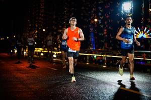 BIB: 400
                            <button type="button" onclick="openModal(17918090)" class="btn btn-primary btn-sm float-right btn-popup" data-toggle="modal" data-target=".modal-high-quality">
                        <i class="fas fa-shopping-cart"></i> Add to Cart
                    </button>
                                            <button type="button" onclick="isThisMe(17918090, true)" class="btn btn-success btn-sm float-right btn-popup btn-isme hidden" data-toggle="tooltip" data-placement="bottom" title="นี่คือรูปของคุณใช่ไหม คลิกที่นี่เพื่อเอาเข้าอัลบั้ม">
                        <i class="fas fa-plus"></i> Add to album
                    </button>
                    <button type="button" onclick="isThisMe(17918090, false)" class="btn btn-warning btn-sm float-right btn-popup btn-isnotme hidden">
                        <i class="fas fa-ban"></i> Remove from album
                    </button>